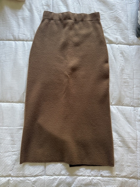 Aritzia Dresses & Skirts - Aritzia Tan Midi Wool Pencil Skirt